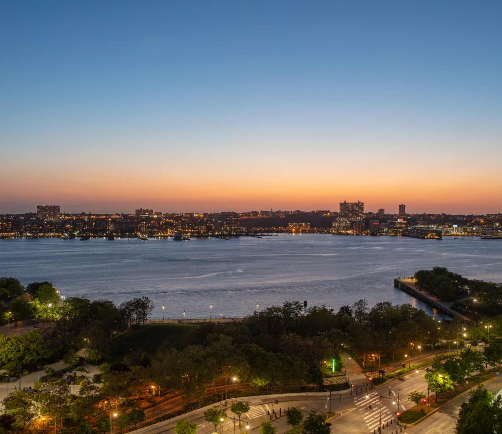 14th Floor Hudson River at Dusk View
